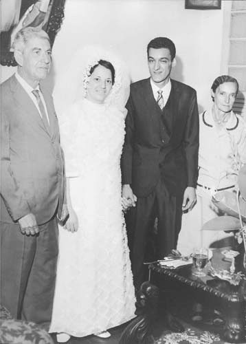 Antnio Ademar de Medeiros, pai do noivo, Dulce Jacquelina Guimares Medeiros, Jos Medeiros e Maria de Lourdes Mendona, me do noivo